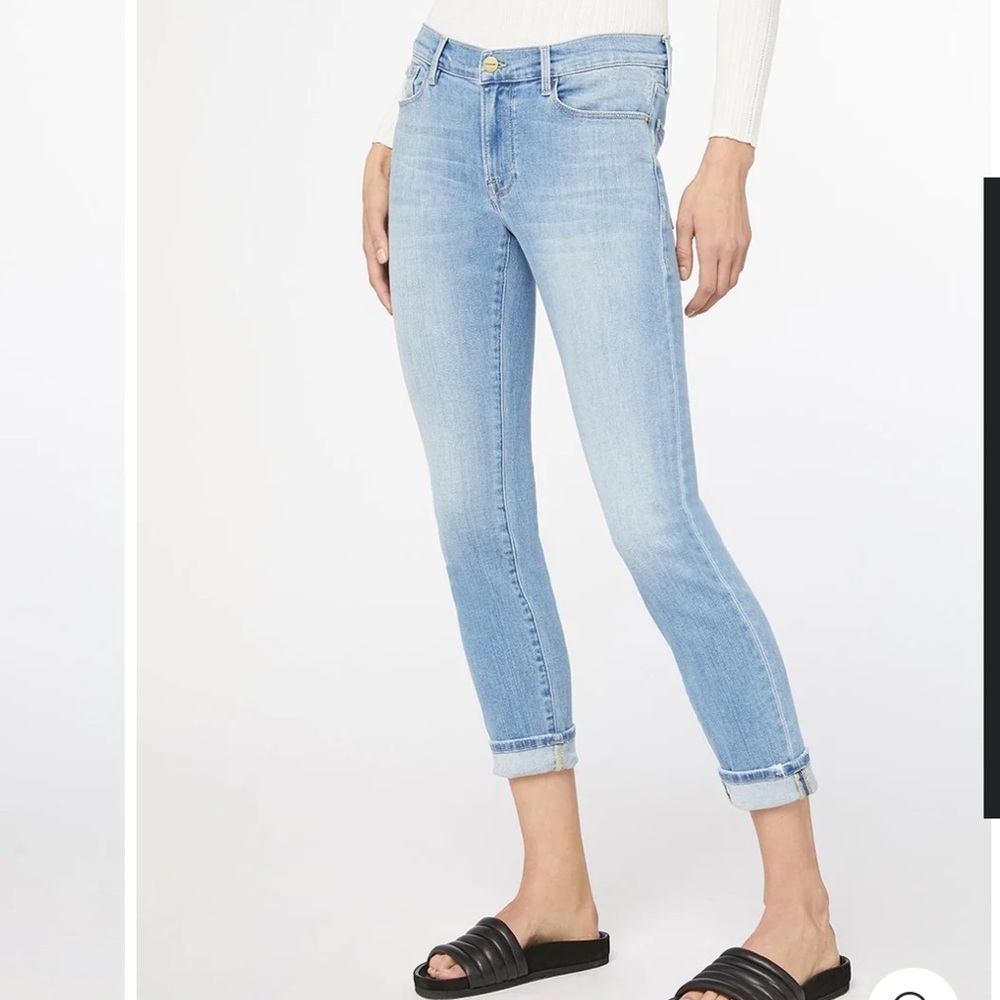 Frame Le Garcon Mid-Rise Boyfriend Jean